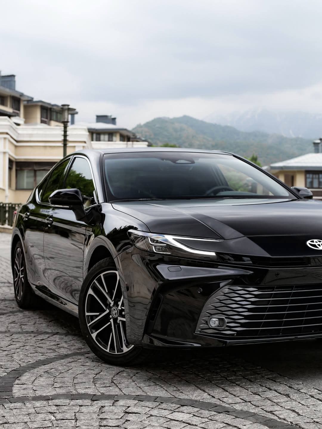 Toyota Camry 80 — 13